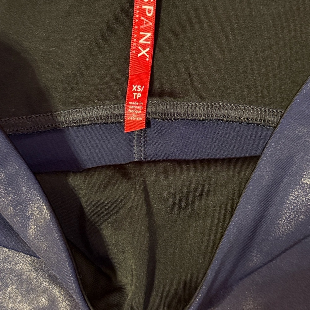 Spanx Faux Leather Legging Midnight Navy Size XS - Picture 9 of 9